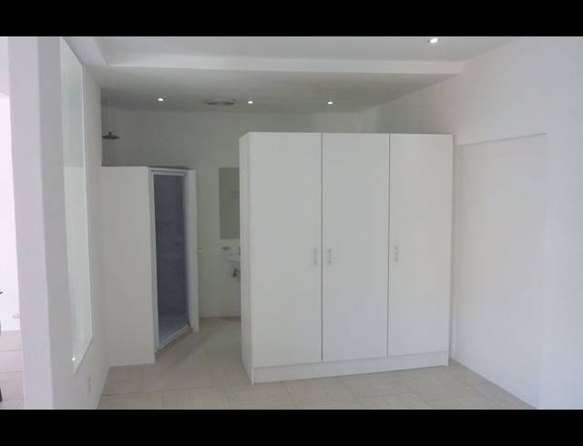 1 bed property to rent in WOODSTOCK